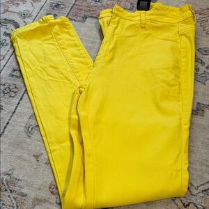 Vibrant Yellow Skinny Pants